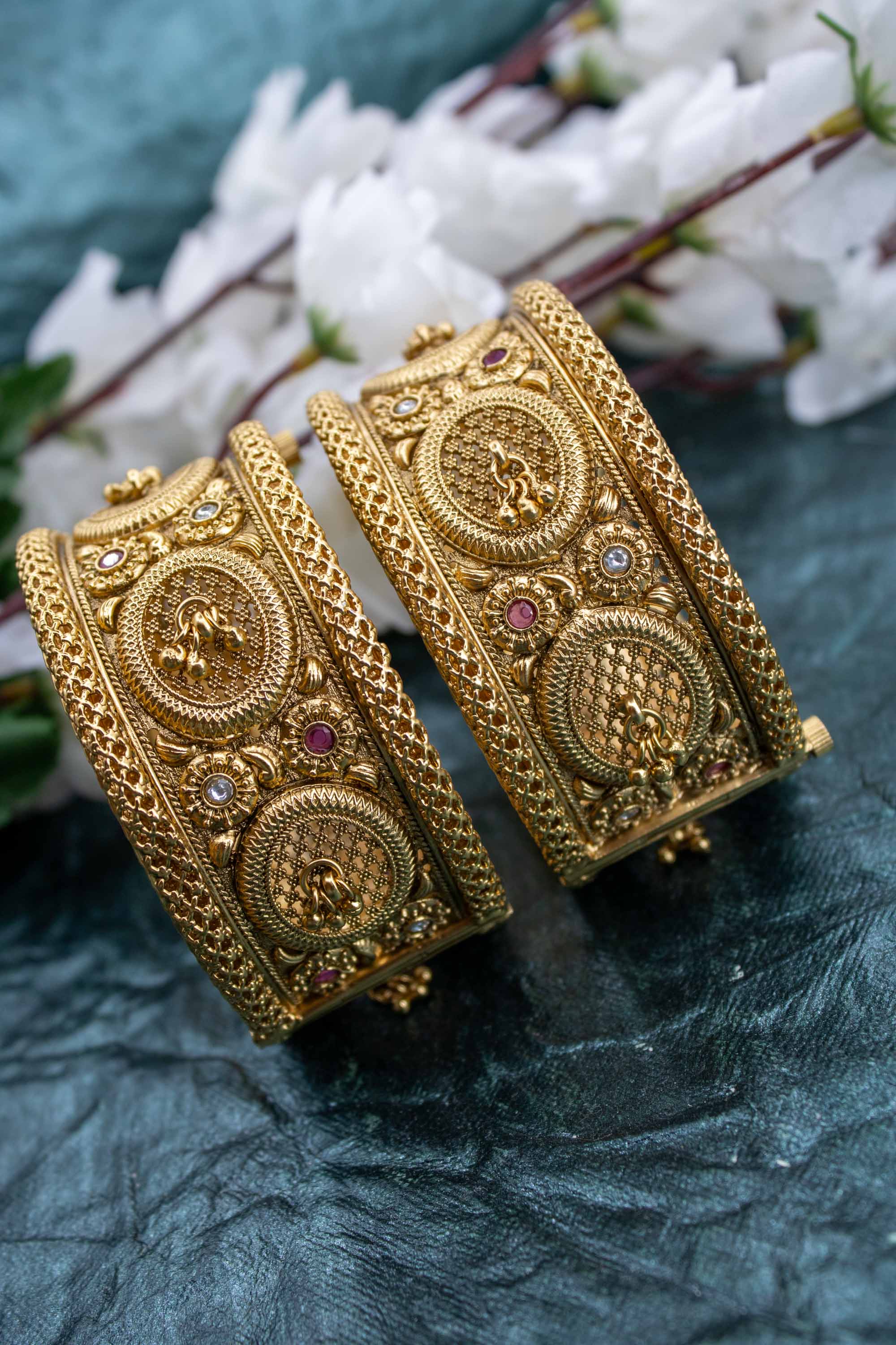 Antique Broad Rajwadi Matt Plated Brass Bangles or Kada | NarNari | NNBa18