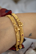 Antique Rajwadi Brass Bangle With Ruby And Zircon | NarNari | NNBa115