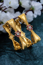 Kundan bangle with square flower design and kada in gold plated | NarNari | NNBa117